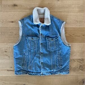 C. James & Co - Sherpa Lined Sleeveless Denim Vest in Blue & Off White